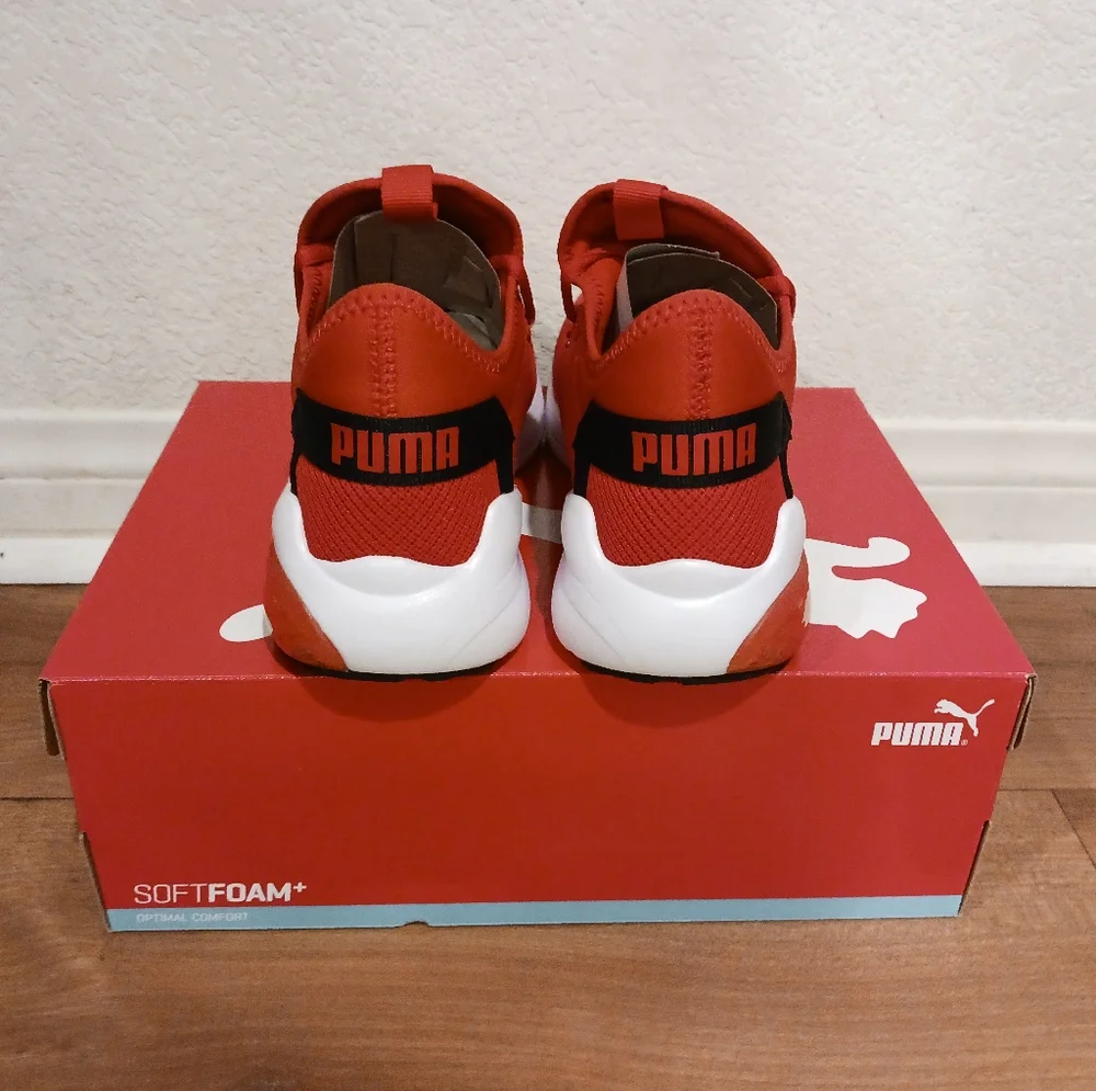 Puma - Picture 3 of 4